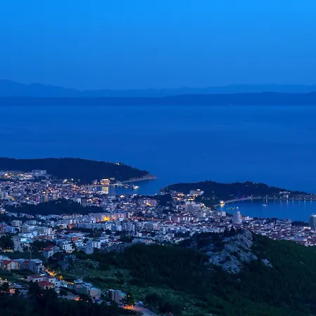 Nest * Makarska